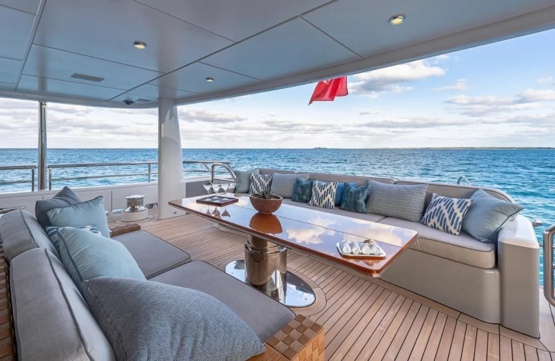 An image of Lind yacht