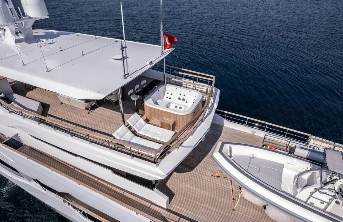 An image of Rockit yacht