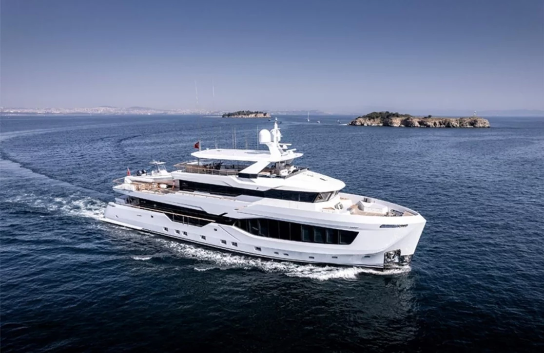An image of Rockit yacht