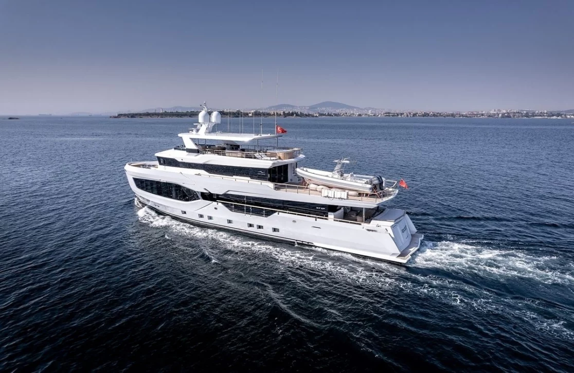 An image of Rockit yacht
