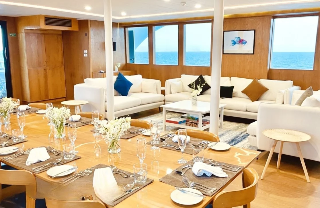 An image of Safira yacht