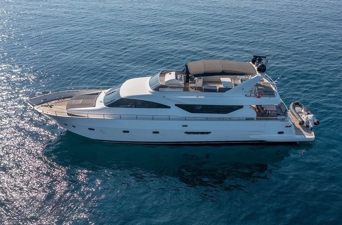 An image of Salty yacht
