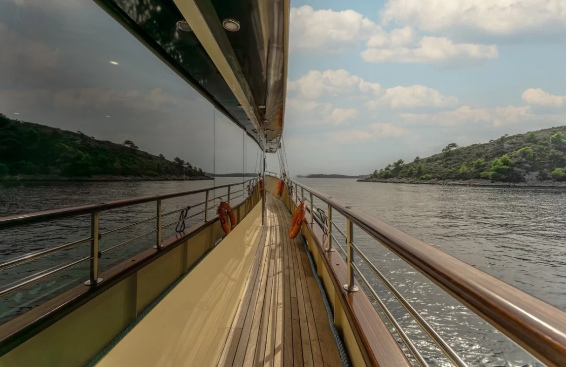 An image of Santa Clara yacht