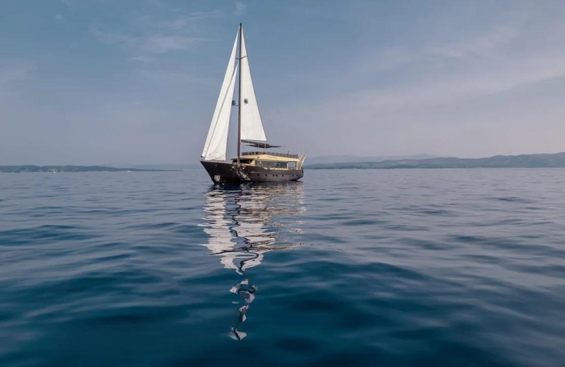 An image of Santa Clara yacht