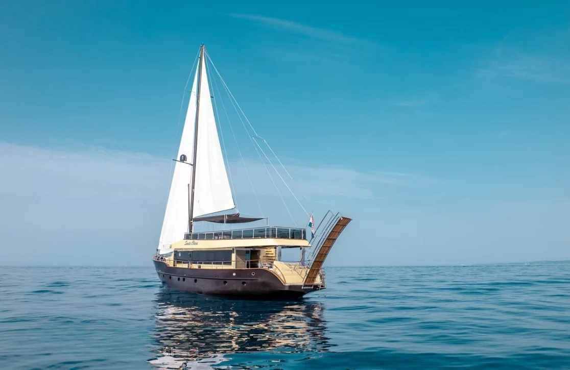 An image of Santa Clara yacht