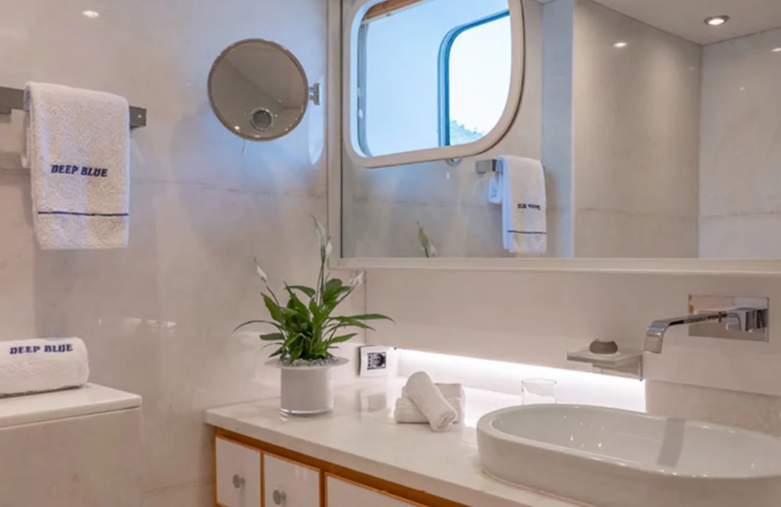 An image of Deep Blue II yacht