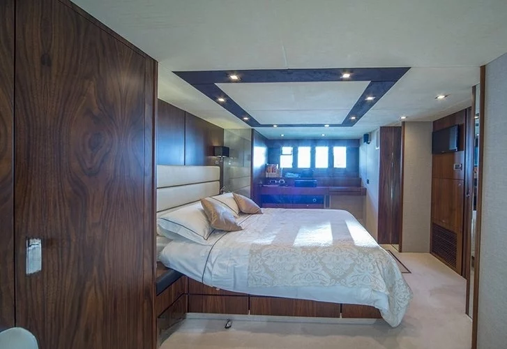 An image of Schatzi yacht