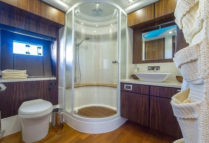 An image of Schatzi yacht
