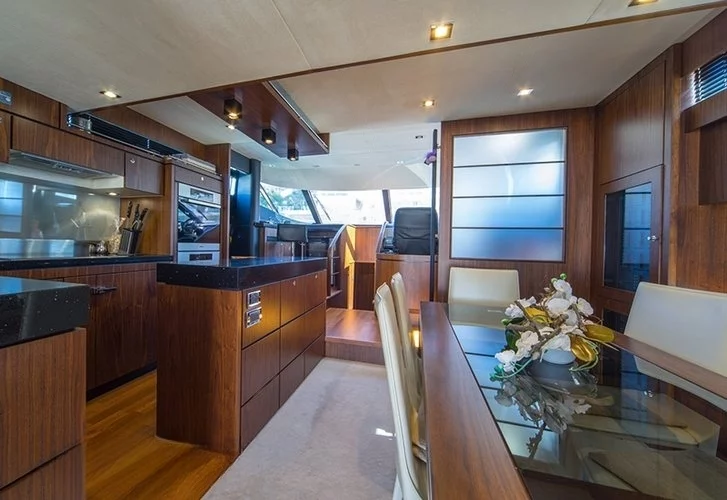 An image of Schatzi yacht