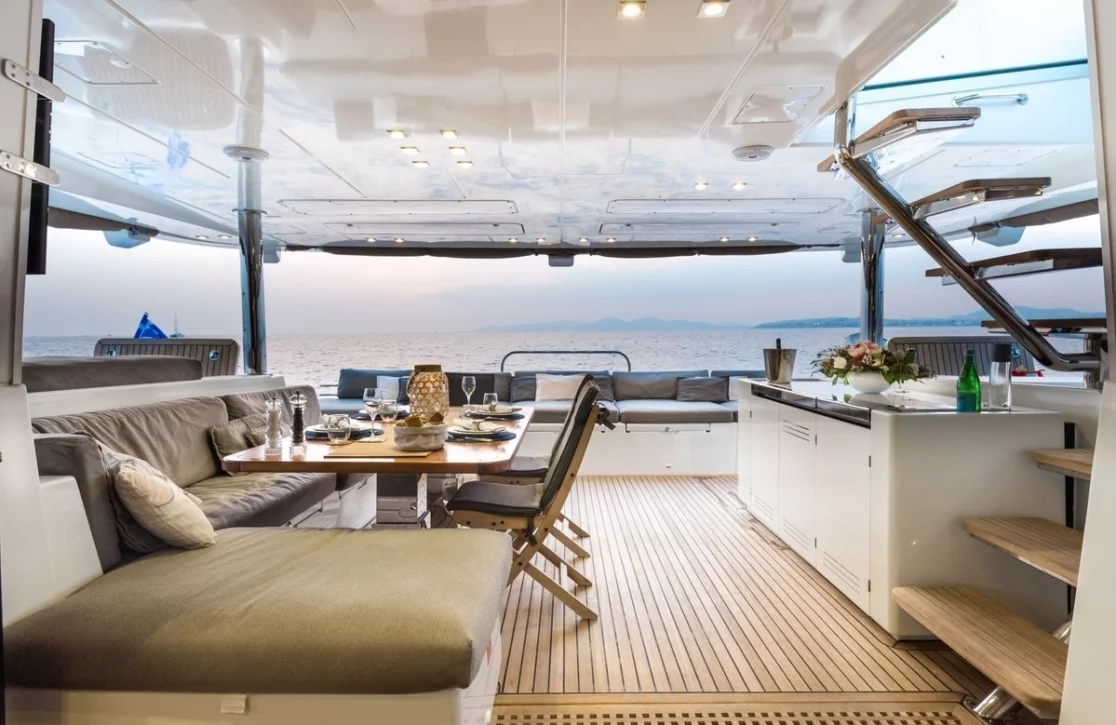 An image of Selene yacht