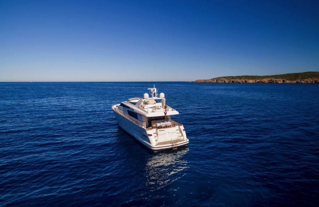 An image of Serenity III yacht