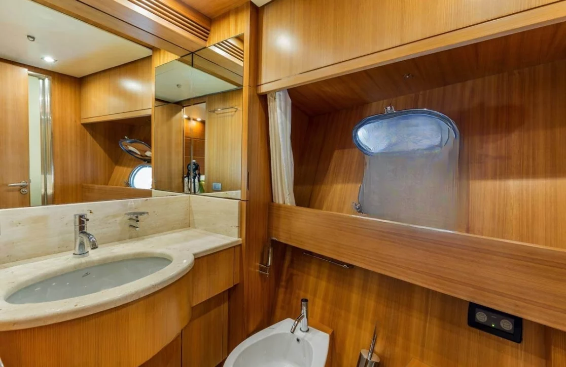 An image of Serenity III yacht
