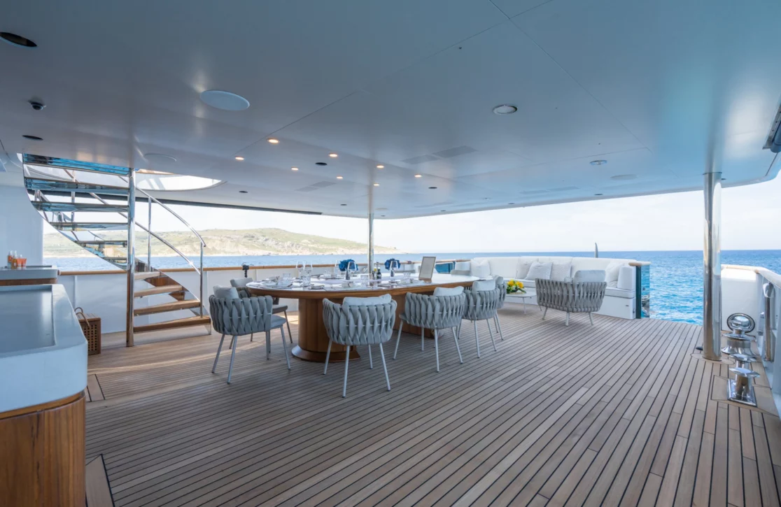 An image of Emerald yacht