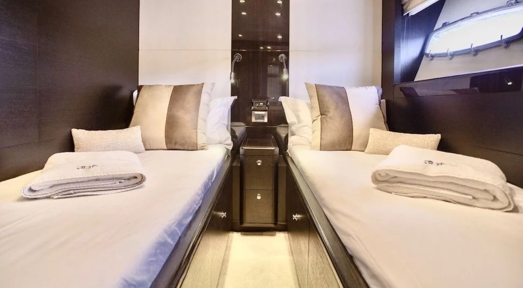 An image of Skyra yacht