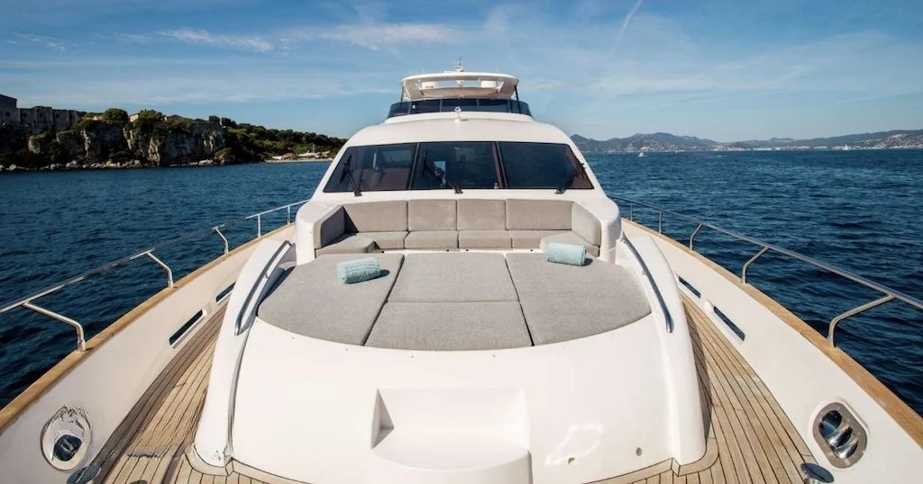 An image of Skyra yacht