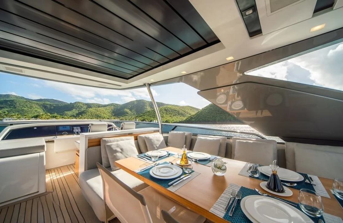 An image of Squalo yacht
