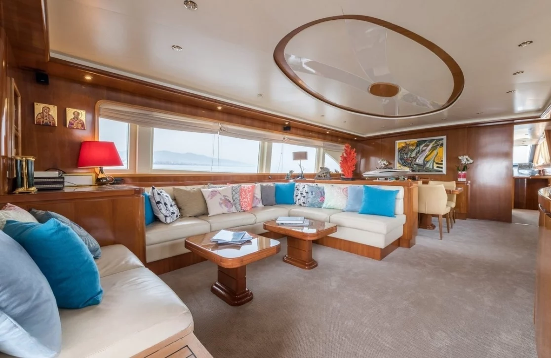 An image of Star Link yacht