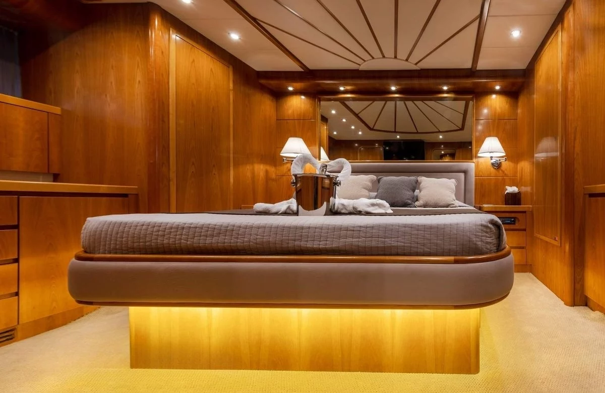 A preview of interior Bedroom cabin