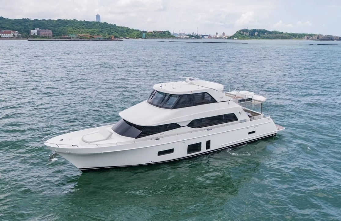 An image of Summer Breeze yacht