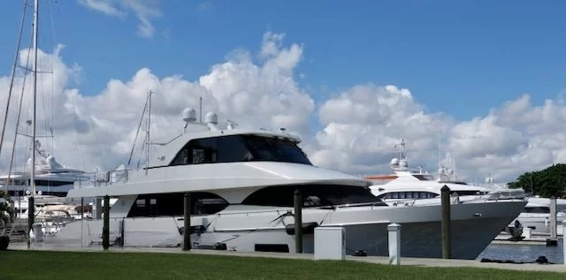 An image of Summer Breeze yacht