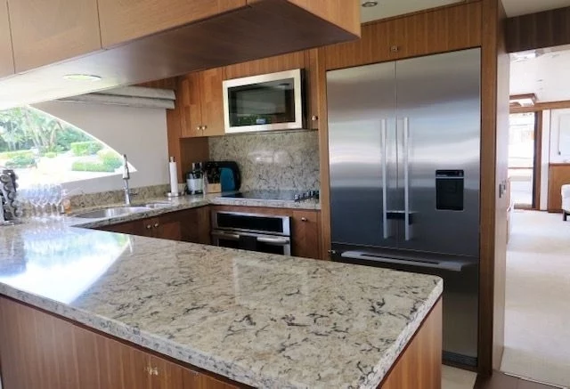 An image of Summer Breeze yacht