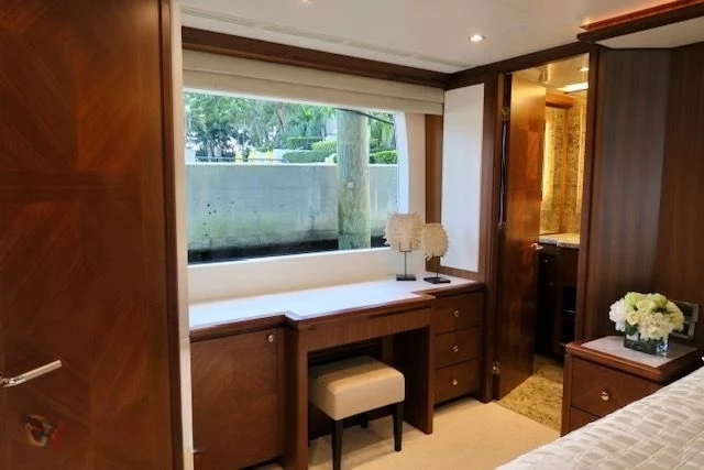 An image of Summer Breeze yacht