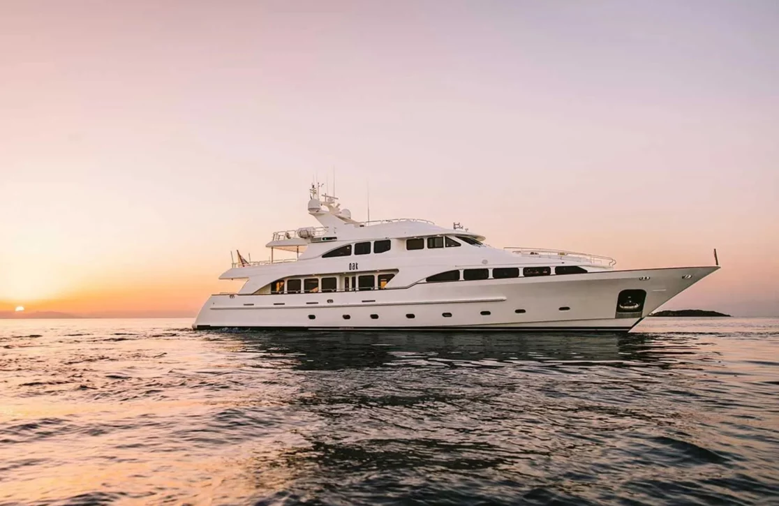 An image of Oak yacht