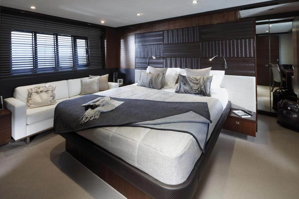 A preview of interior Bedroom cabin