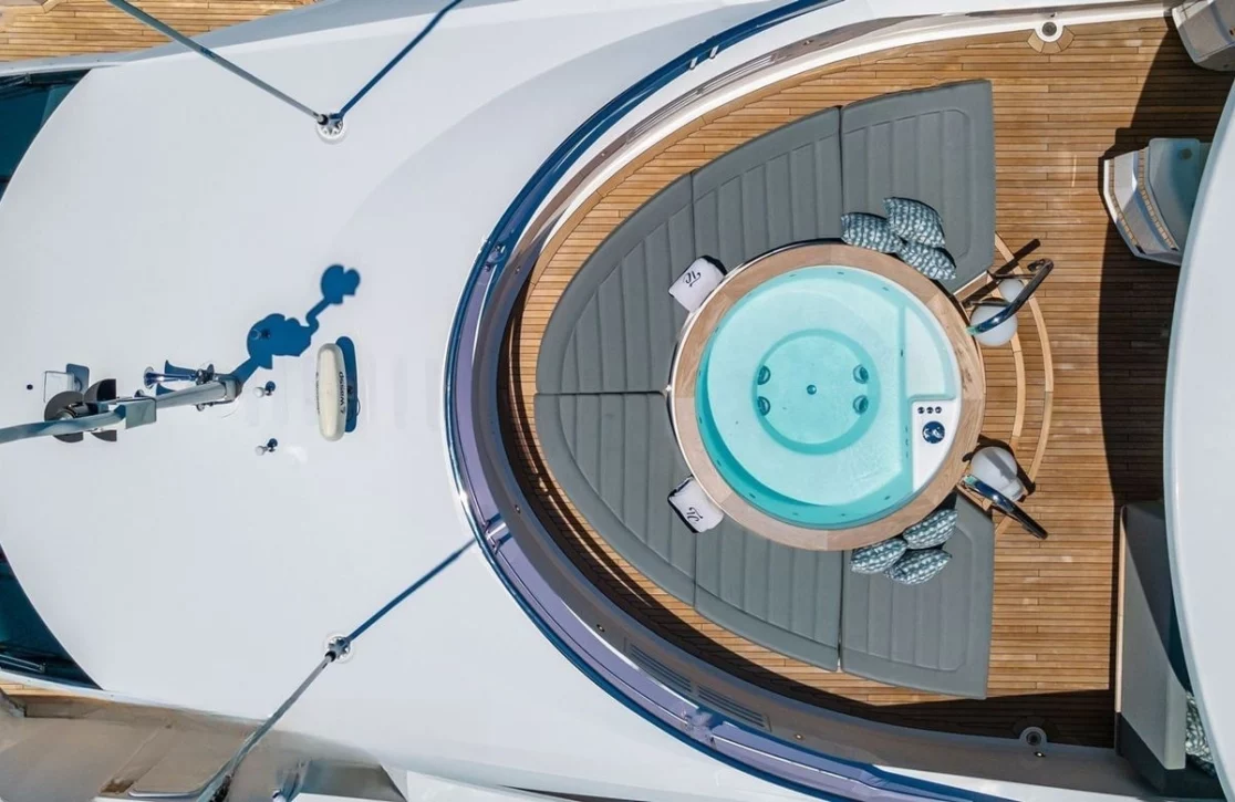 An image of Tc yacht