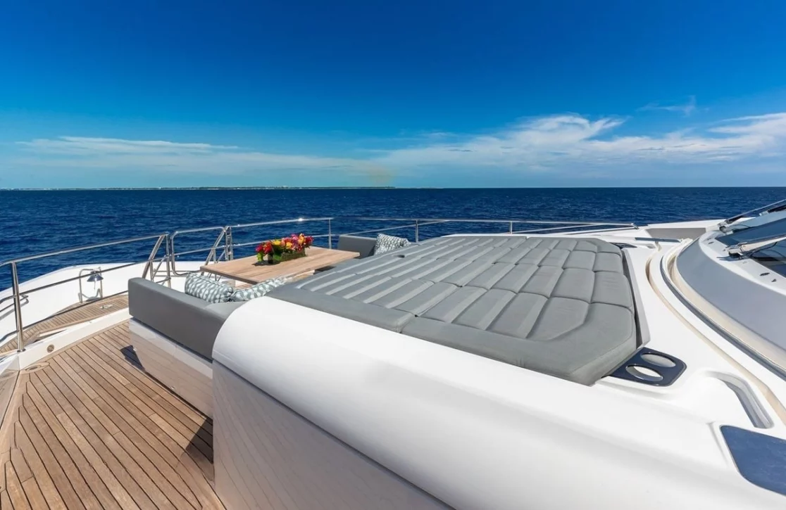 An image of Tc yacht