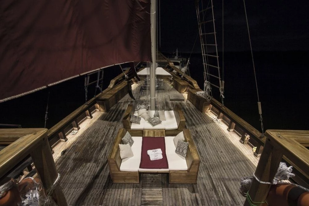 An image of Tiare yacht