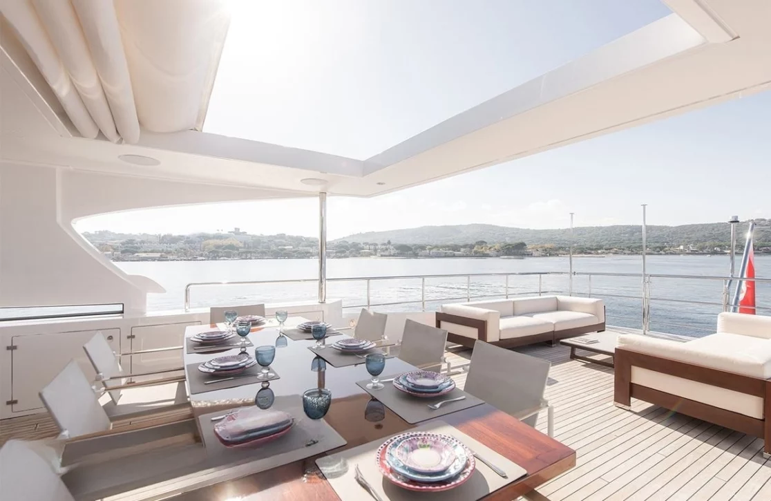 An image of Tonic Blue yacht