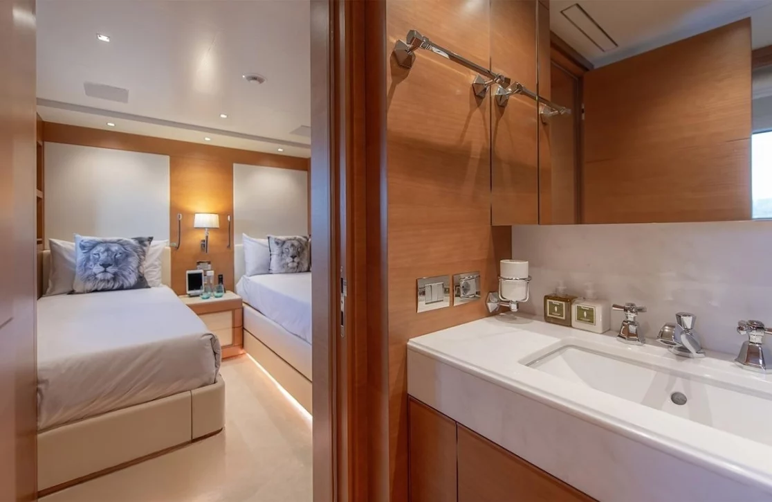 An image of Tonic Blue yacht