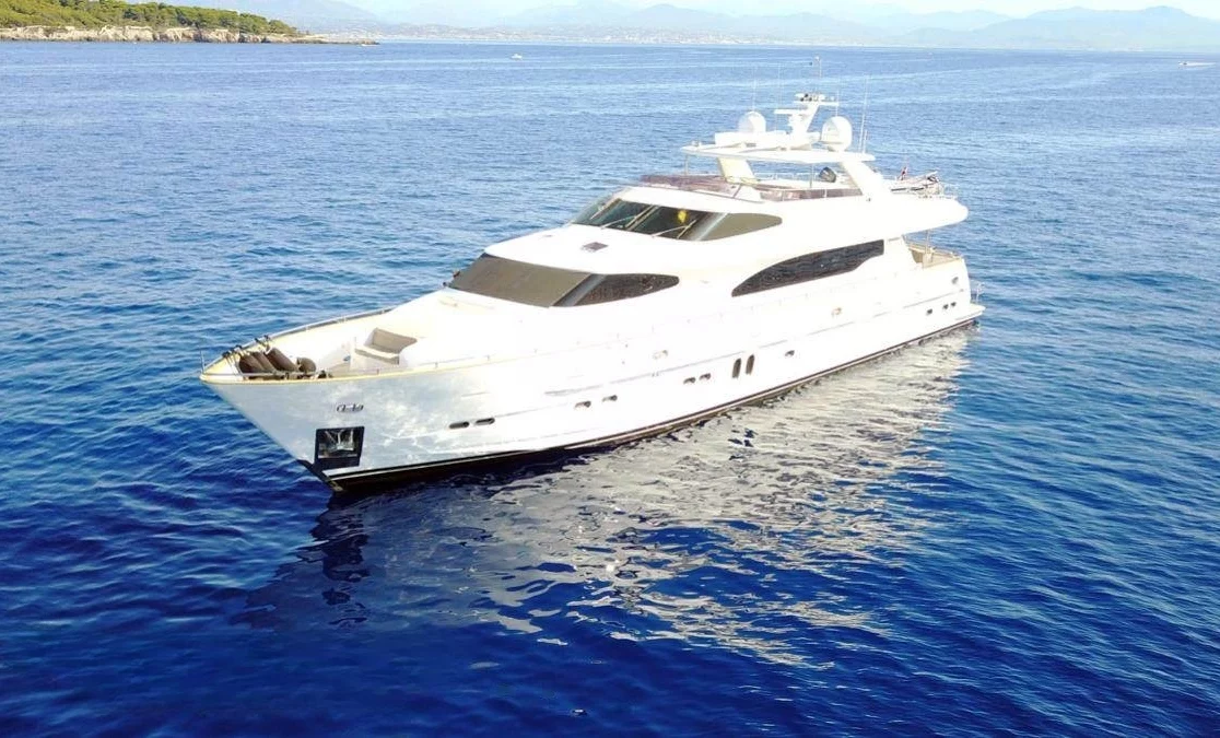 An image of Triple 888 Eight yacht