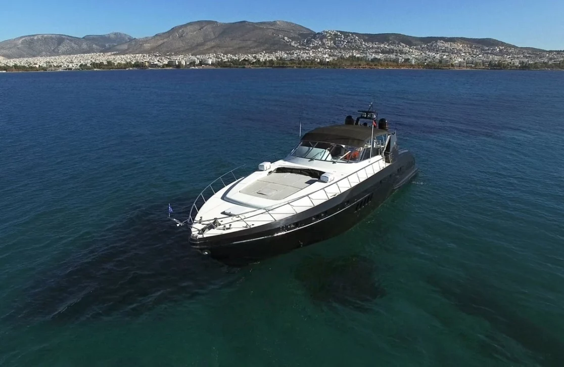 An image of Turn On yacht