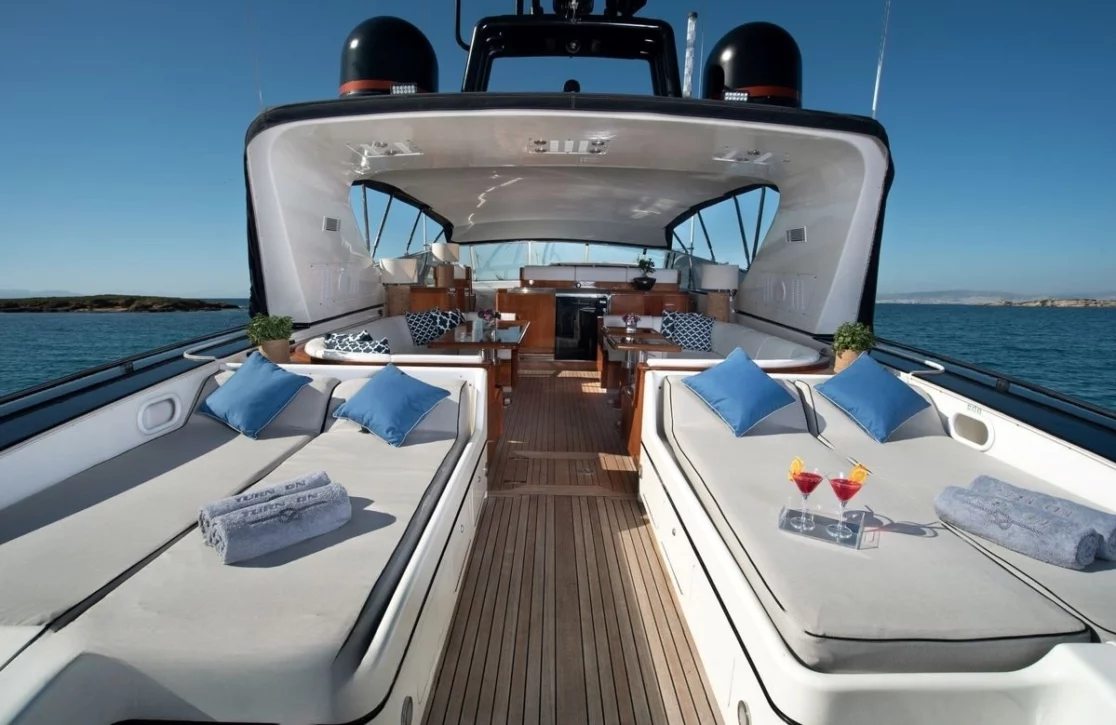 An image of Turn On yacht