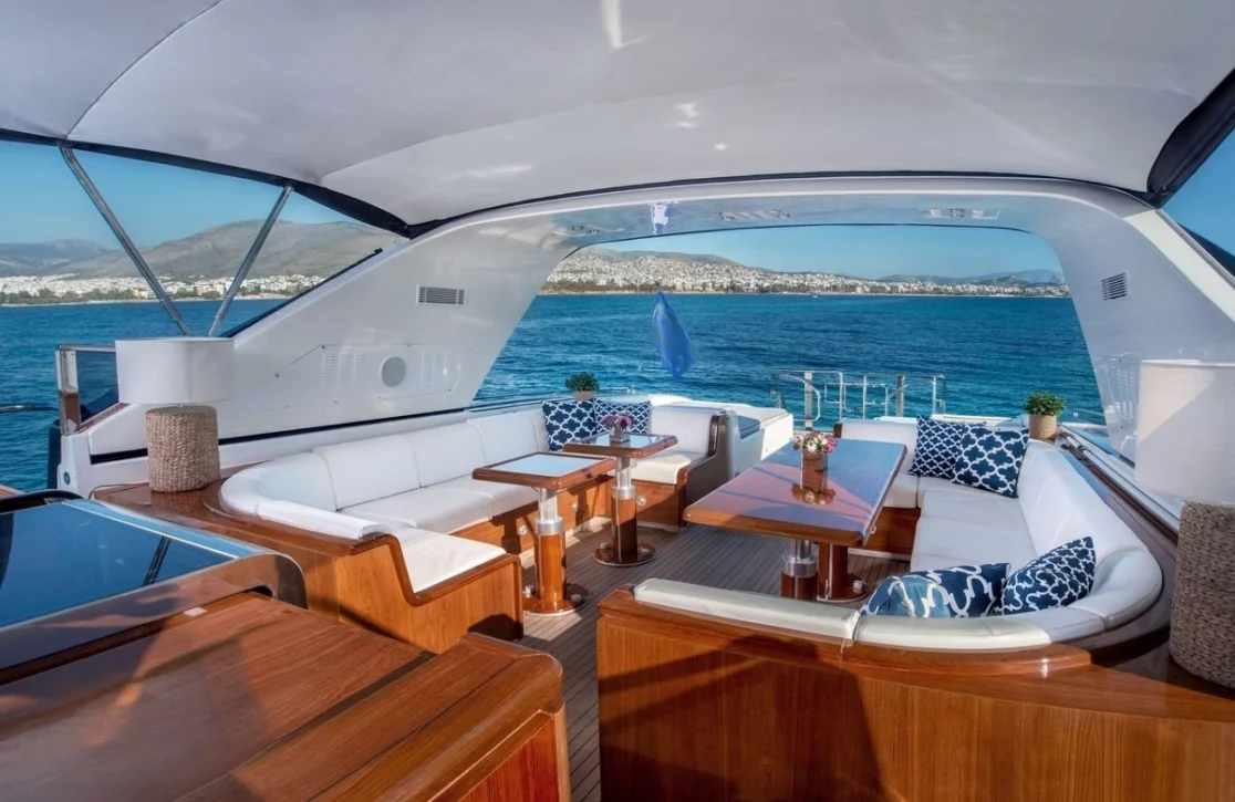 An image of Turn On yacht