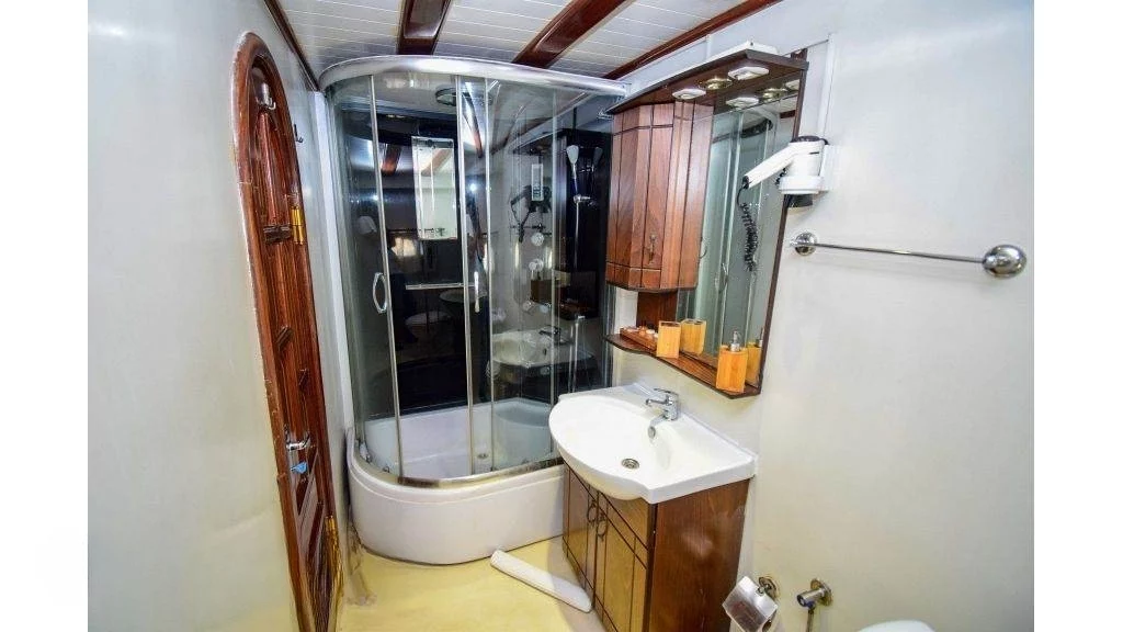 An image of Ugur yacht