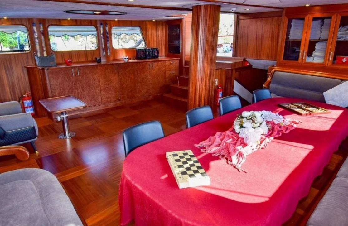 An image of Ugur yacht