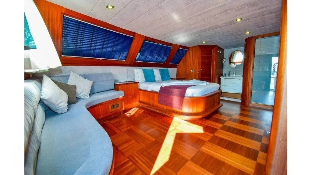 An image of Ugur yacht