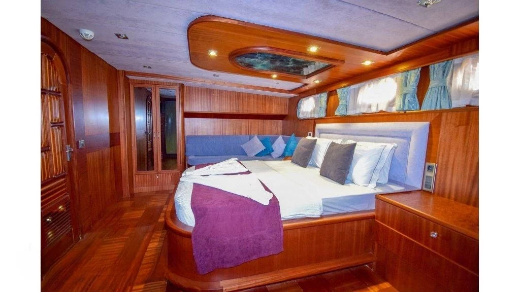 An image of Ugur yacht