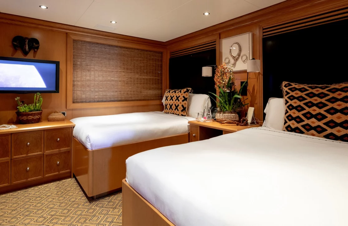 An image of Treehouse yacht
