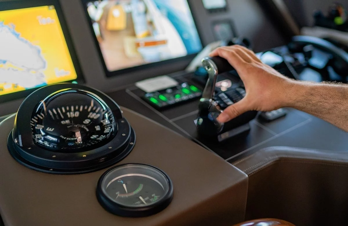 A preview of interior Bridge driving area