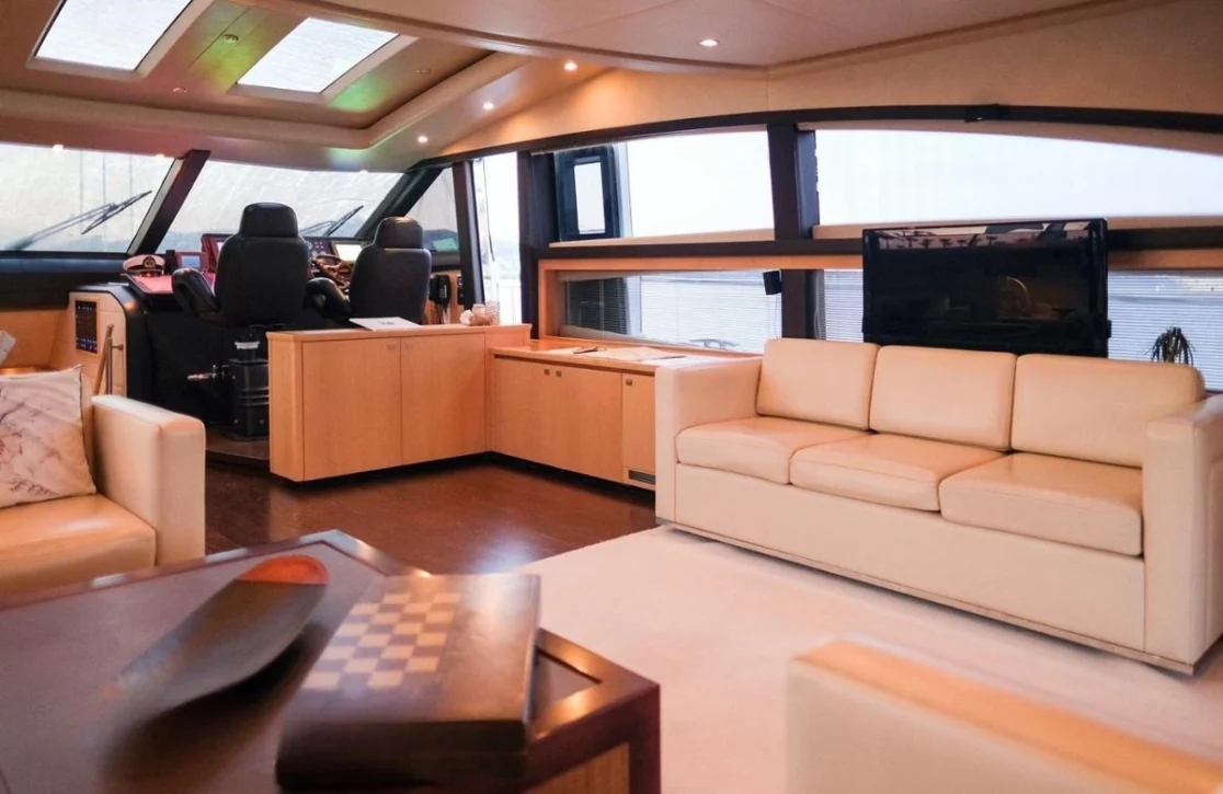 An image of Via yacht