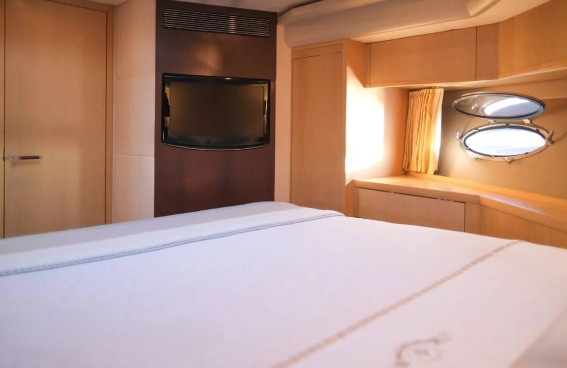 An image of Via yacht