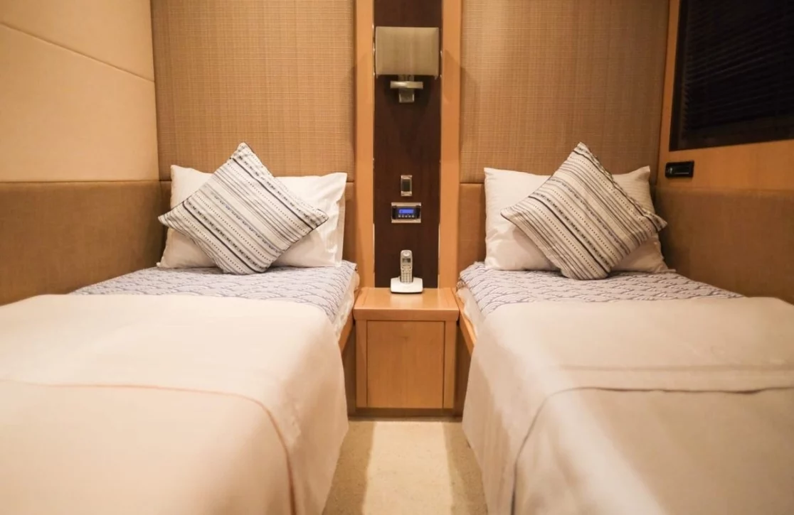 An image of Via yacht
