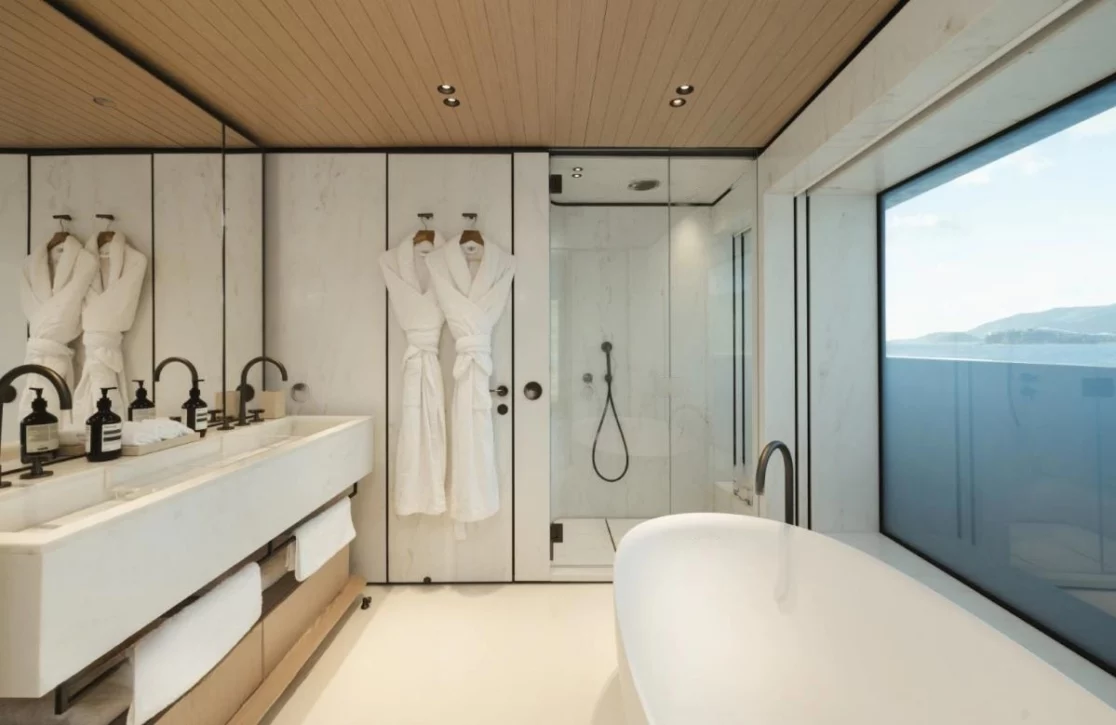 An image of Virtuosity yacht