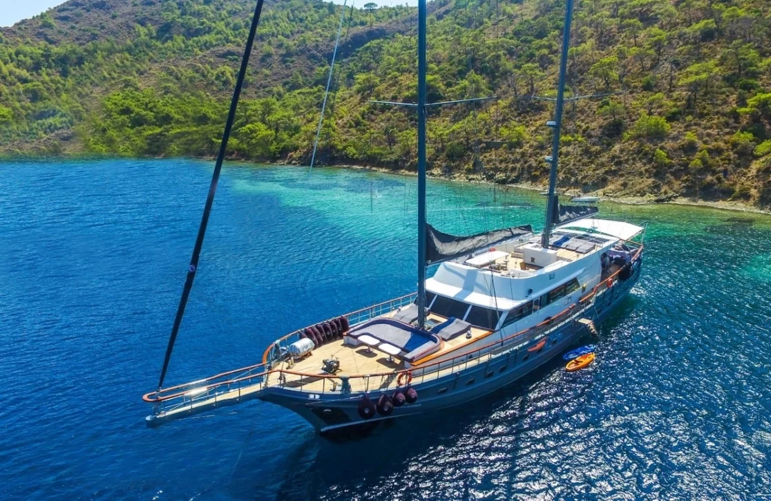 An image of Virtuoso yacht
