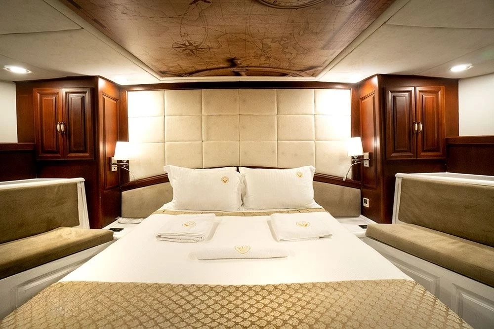 An image of Virtuoso yacht