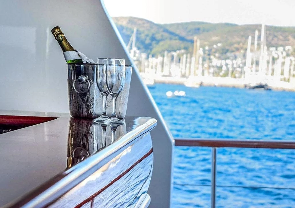 An image of Virtuoso yacht